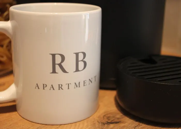 Apartament R B Duo - Perfekt Fuer Monteure - Kuechenzeile - Smart Tv - Bad Mit Toilette Und Dusche Auf Dem Flur Gegenueber Des Zimmers Zur Alleinnutzung *